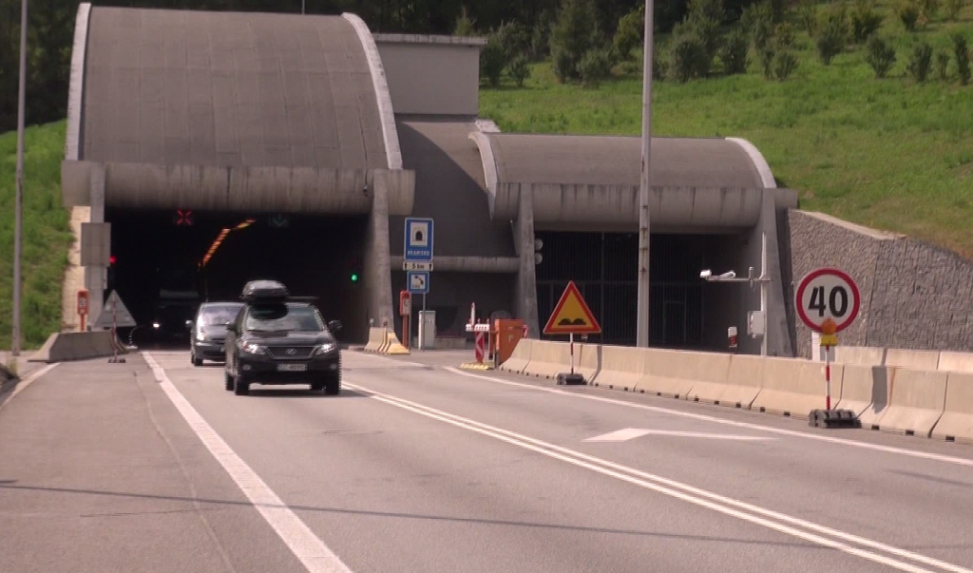 Tunel Branisko je obojsmerne uzavretý