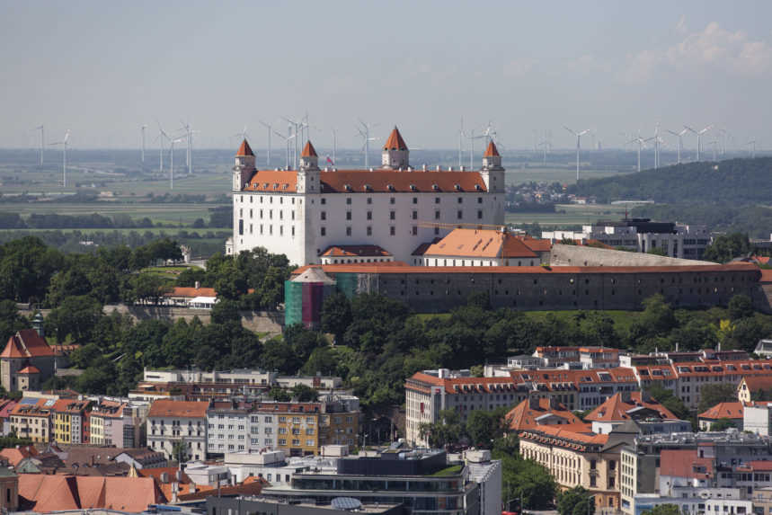 Zemetrasenie na východe Rakúska bolo cítiť aj v Bratislave