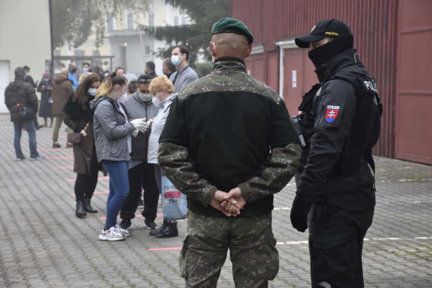 Zákaz vychádzania na Orave a v Bardejove kontroluje polícia