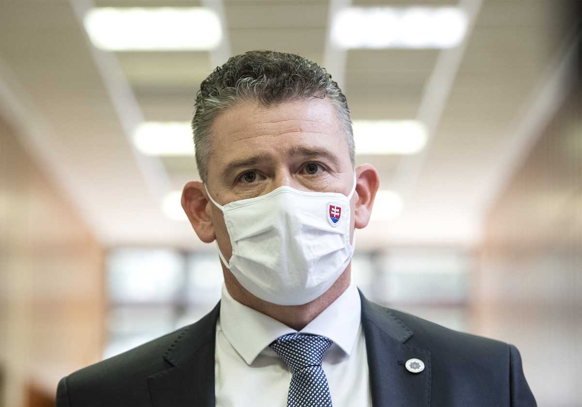 Portrétová fotografia – Roman Mikulec (OĽANO)