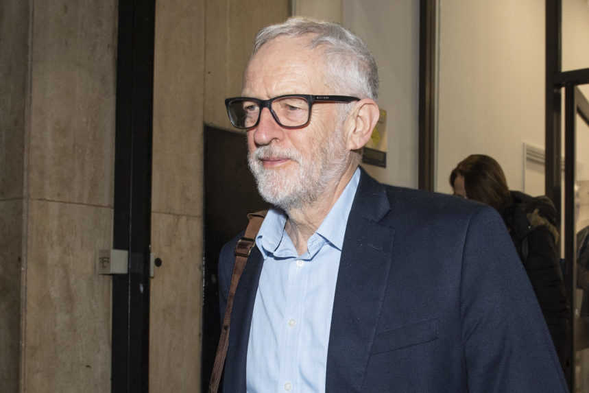 Corbyn už nebude poslancom za labouristov