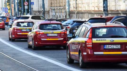 Na pilotné testovanie mieria stovky hasičov i policajtov