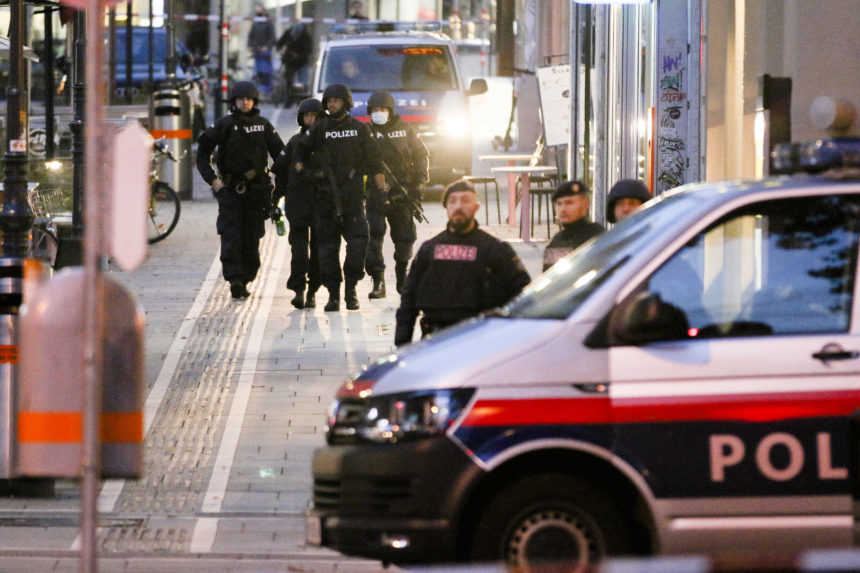 Politici reagujú na útok vo Viedni. „Teroristi nás nemôžu poraziť,“ vyhlásil Korčok
