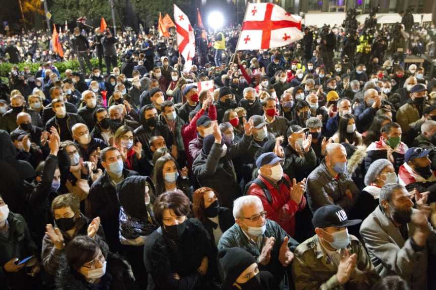 Gruzínske protesty proti výsledku volieb pokračujú