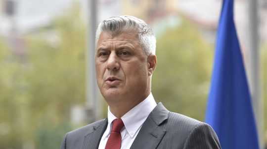 Kosovský prezident Thaci odstúpil