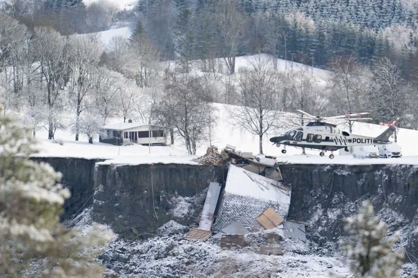 Po zosuve pôdy v Nórsku hľadajú desať nezvestných