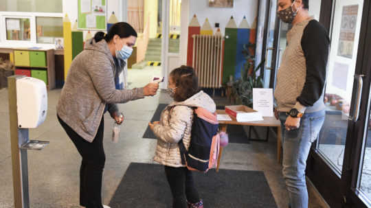 Zmena vyhlášky. Žiakom bude stačiť aj dva týždne starý test