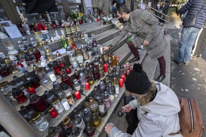 V Štrbe pochovali policajného exprezidenta Lučanského
