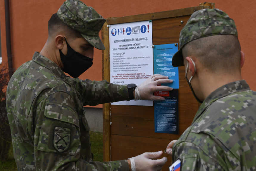 Vojaci budú po zaškolení pomáhať zdravotníkom