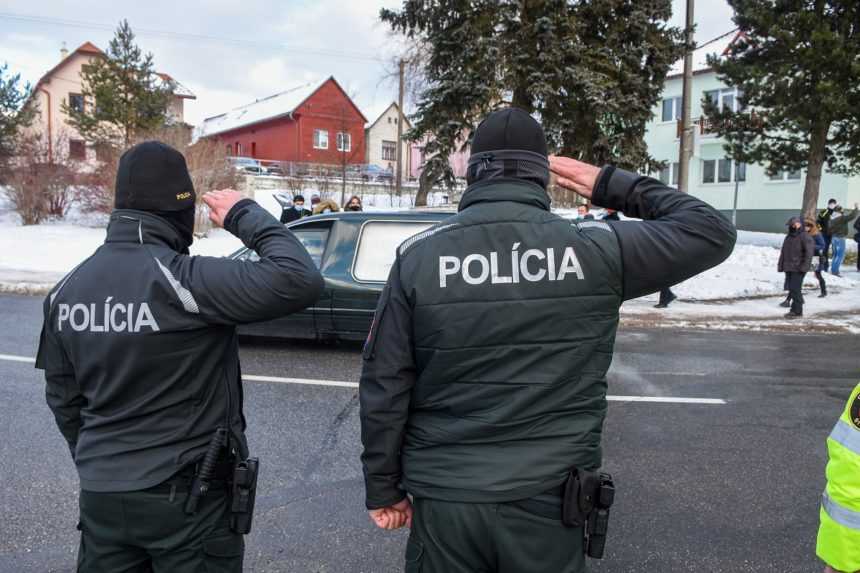 V Štrbe pochovali policajného exprezidenta Lučanského