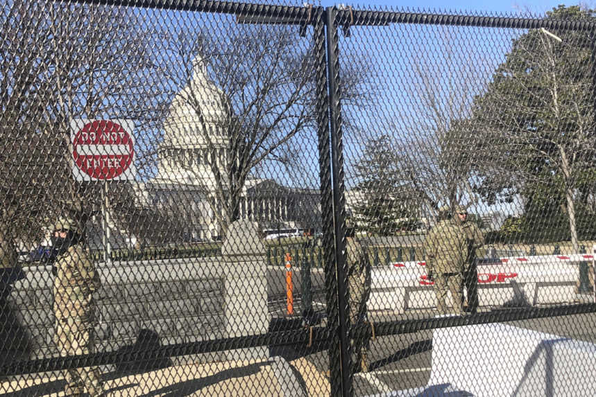 Pentagon zmenil rozhodnutie. Národná garda vo Washingtone je ozbrojená