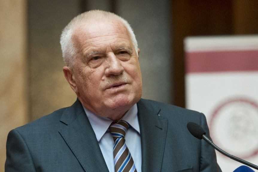 Odmietal opatrenia aj očkovanie. Václav Klaus sa nakazil koronavírusom