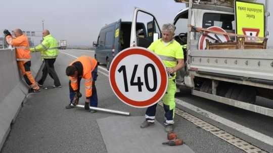 V noci bude neprejazdný tunel Branisko, v smere do Petržalky odstavia aj Sitinu