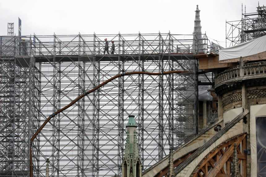 Dokonalé kamene na obnovu katedrály Notre-Dame budú hľadať geológovia