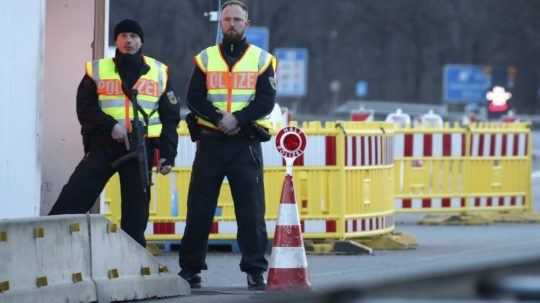 Nemecko chce zaviesť hraničné kontroly s Českom, Poľskom a Švajčiarskom, píše agentúra DPA