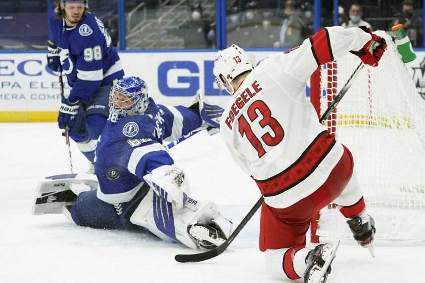 Tampa zdolala Carolinu, nepriestrelný Vasilevskij zlikvidoval všetky snahy súpera