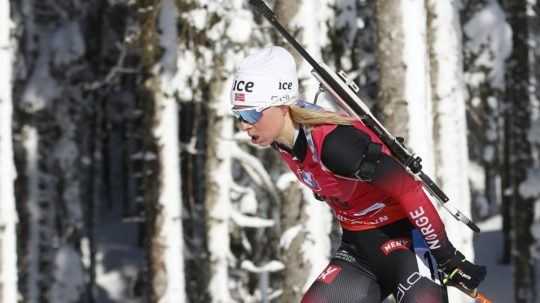 V rýchlostných pretekoch žien na MS v biatlone zlato pre Nórku Eckhoffovú, Paulína Fialková dobehla na 13. mieste