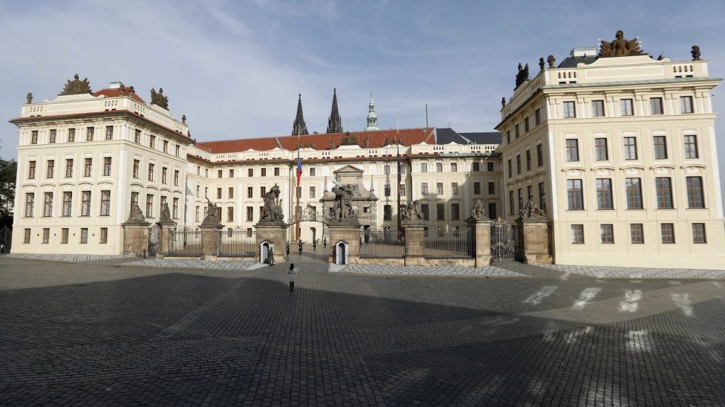 České voľby budú v polovici januára. Zabojuje v nich Pavel proti Babišovi?