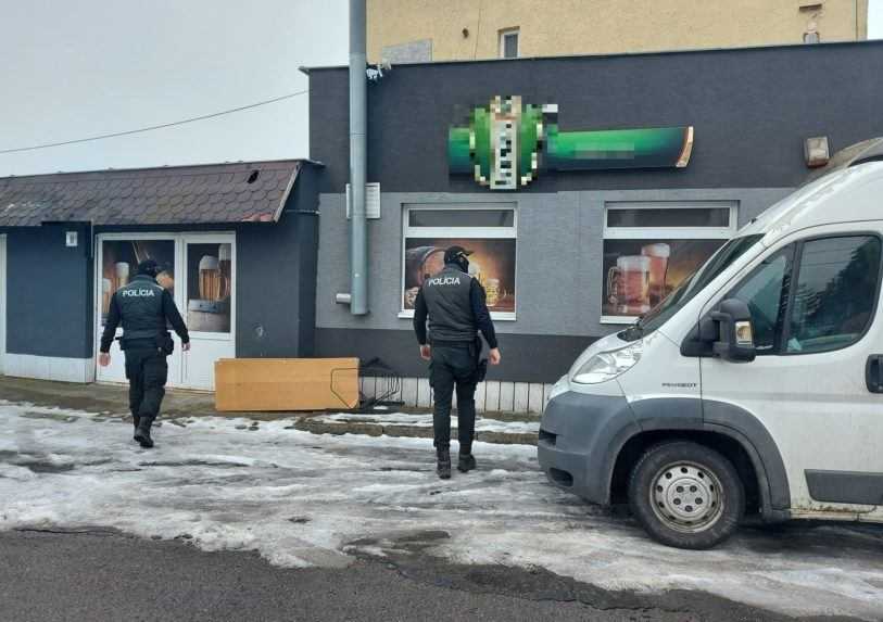 Policajti budú prísnejšie kontrolovať dodržiavanie opatrení