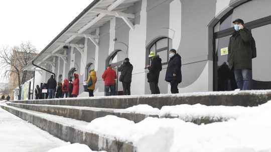 Samosprávy upozorňujú na nedostatok odberných miest