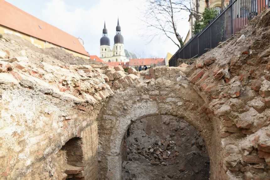 Archeológom v Trnave sa podaril unikátny objav, možno bude súčasťou budúceho parku