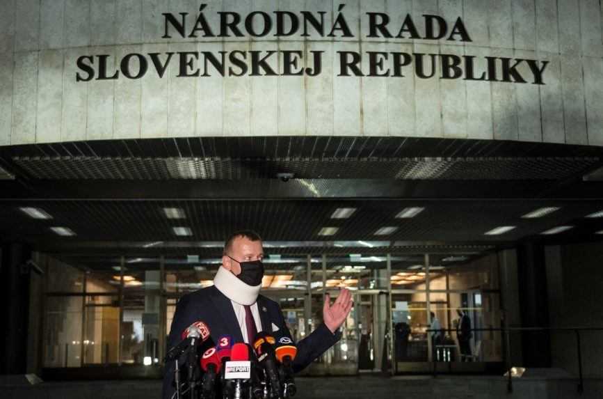 Rokovania o koaličnej kríze pokračujú, stretlo sa predsedníctvo Sme rodina