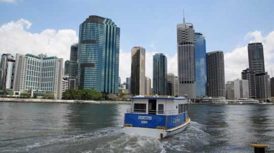 Úrady pre šírenie indického variantu nariadili náhly lockdown pre Melbourne