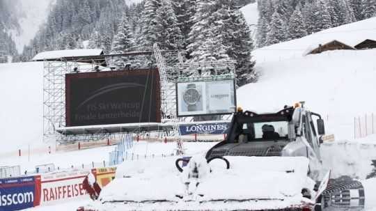 Zjazdy v Lenzerheide zrušili, Vlhová sa priblížila k veľkému glóbusu