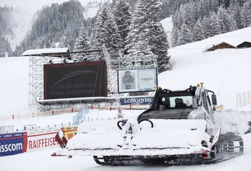 Zjazdy v Lenzerheide zrušili, Vlhová sa priblížila k veľkému glóbusu