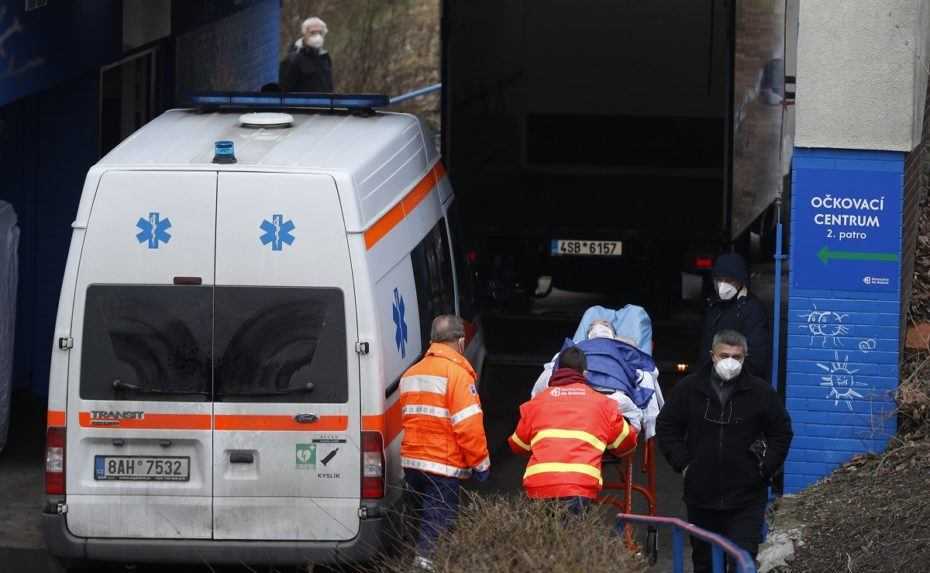 České nemocnice sú za hranicami svojich možností, žiadajú o zahraničnú pomoc