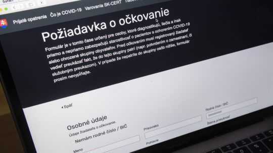 Kraje by pri očkovaní proti covidu privítali lepší prístup do databázy NCZI