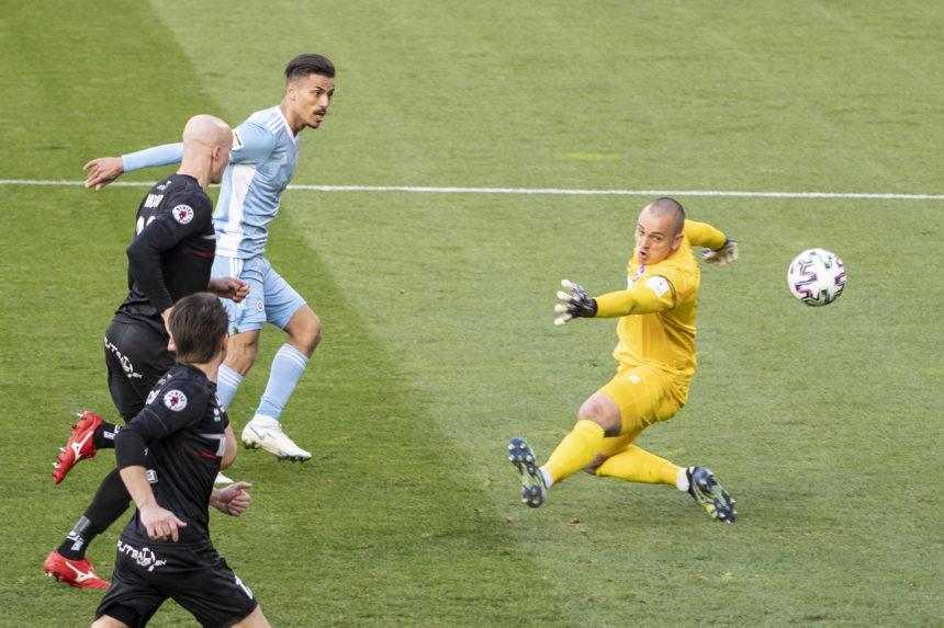 Fortuna liga: Prvý raz s technológiou VAR. Slovan otočil proti ViOnu