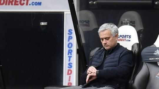 Mourinho skončil ako tréner Tottenhamu