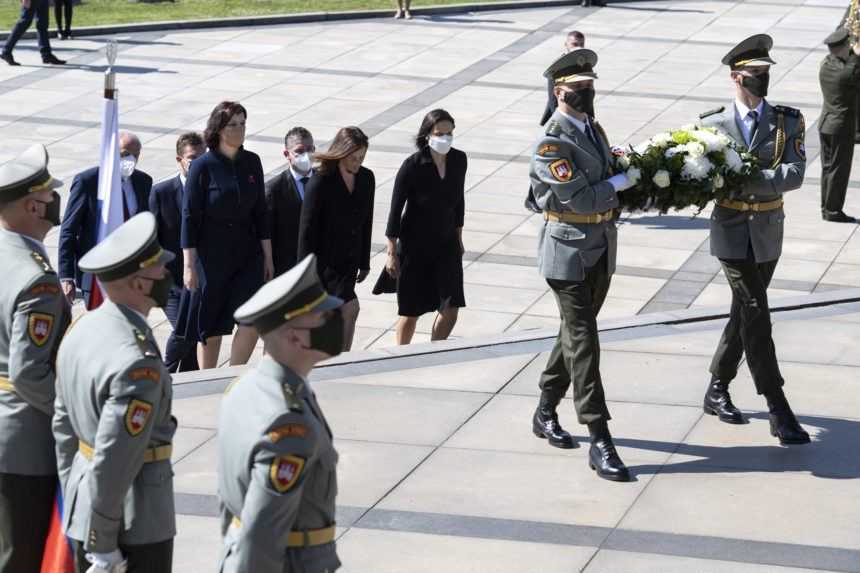 Slovenskí politici si pripomenuli výročie konca druhej svetovej vojny