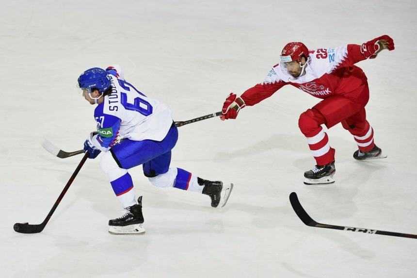 MS v hokeji: Cehlárik otvoril skóre, Jánošík zvýšil. Slovensko vyhralo nad Dánskom 2:0