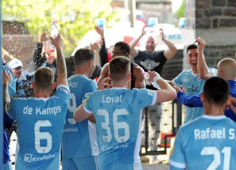 Fortuna liga: Slovan oslavuje titul, Nitra sa lúči s elitou