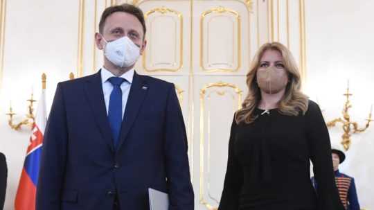 Na snímke zľava minister pôdohospodárstva a rozvoja vidieka Samuel Vlčan a prezidentka Zuzana Čaputová.