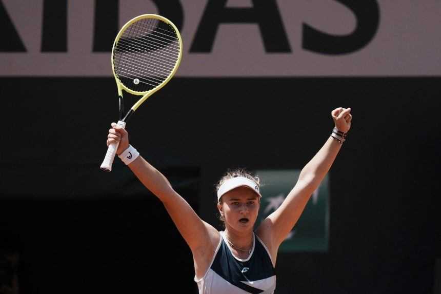 České prekvapenie na Roland Garros. Krejčíková postúpila už do semifinále