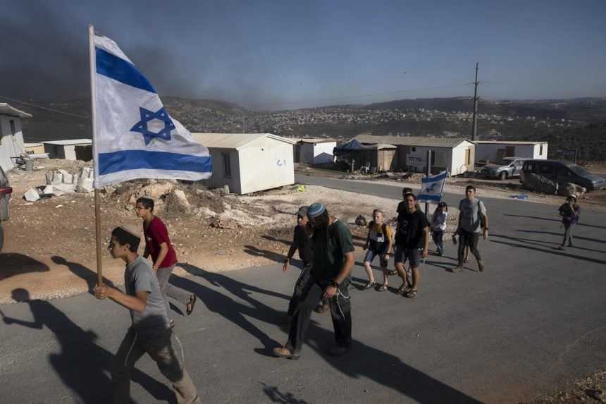 EÚ prvýkrát uvalila sankcie na izraelských osadníkov, dôvodom sú útoky na Palestínčanov