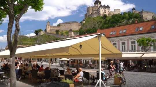 Trenčín-námesria-trenčiansky hrad