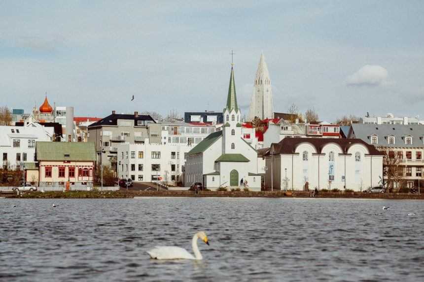 Island ruší všetky reštriktívne opatrenia zavedené pre pandémiu koronavírusu