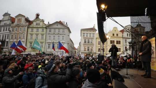 protest proti koronavírusovým opatreniam