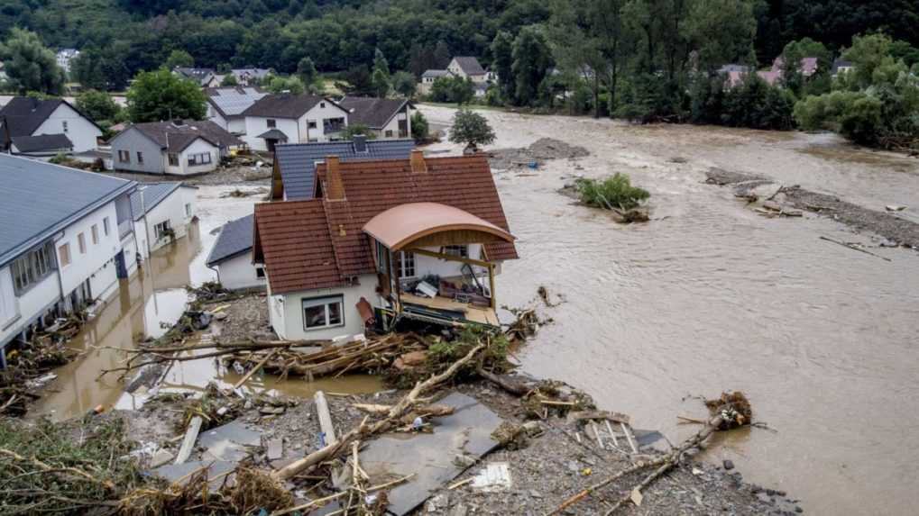 Počet obetí záplav v Nemecku sa vyšplhal na 103