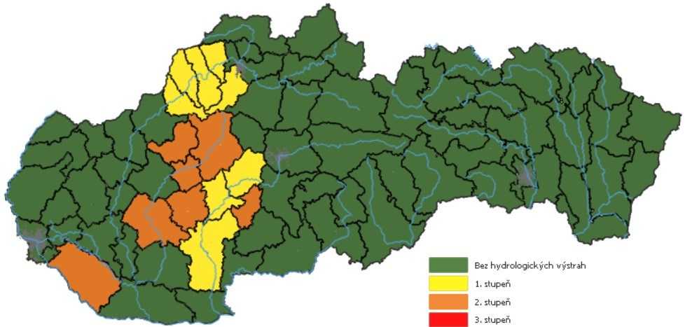 SHMÚ: Búrky môžu v niektorých okresoch spôsobiť povodne