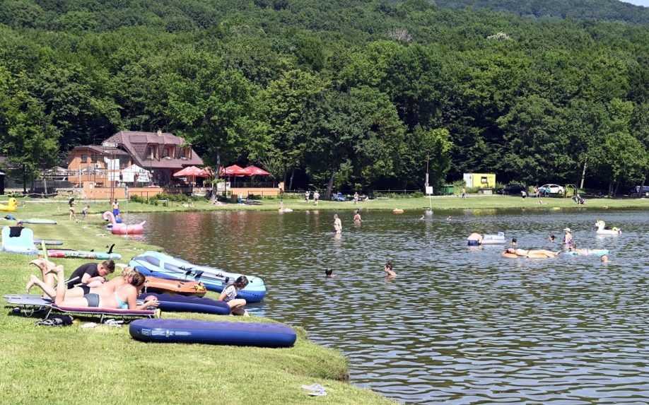 Juh Slovenska čakajú popoludní vysoké teploty, SHMÚ vydal výstrahu