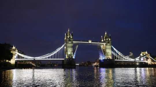 Tower Bridge.