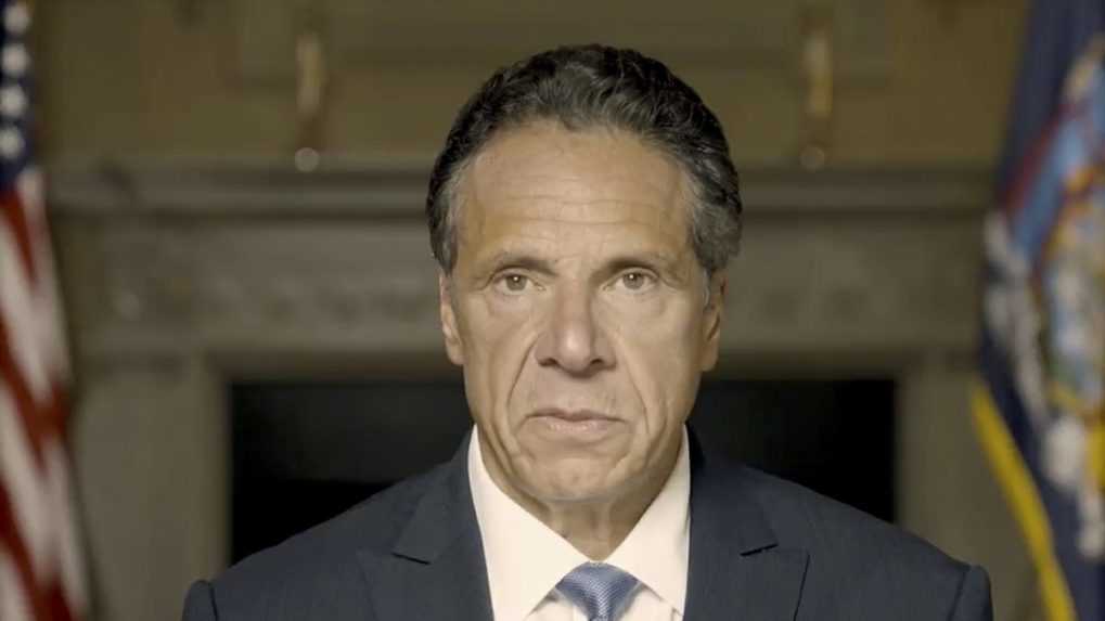 Guvernér New Yorku Andrew Cuomo rezignoval na svoju funkciu