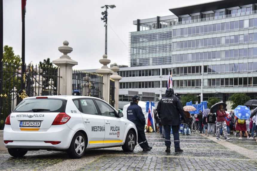 Protest na Hodžovom námestí.