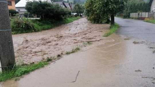 Povodne vo Valaskej Belej