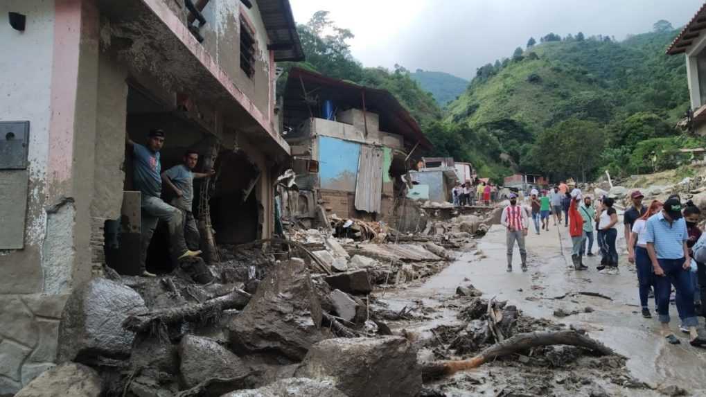 Povodne vo Venezuele si vyžiadali už minimálne 20 obetí